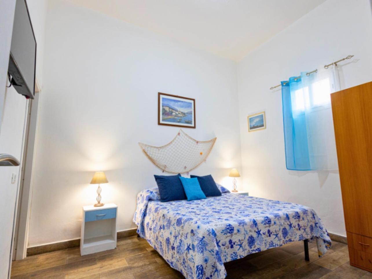 Lovely Apartment In Palermo-Sferracavallo Exterior photo